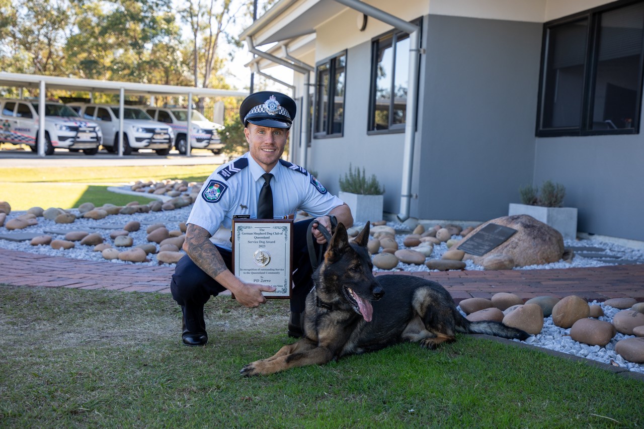 Beloved Police Canine and handlers recognised on the German Shepherd Canine Present
